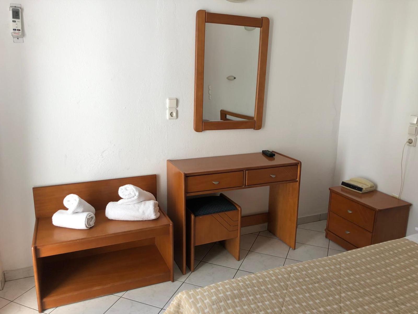 ปีเตอร์ สตูดิโอ Aparthotel ออร์นอส ภายนอก รูปภาพ